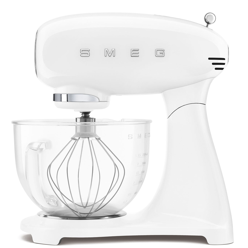 Robots sur socle SMEG Années 50 4,8L (SMF13WHEU)